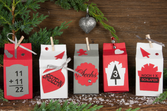Adventskalender aus Milchtüten zum Selberbasteln - Rot-Grau-Weiß